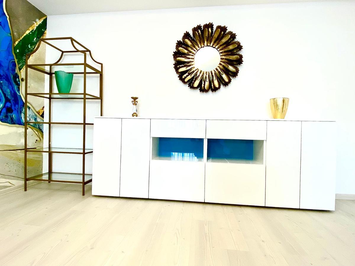 Coquette Apartment Braşov Extérieur photo