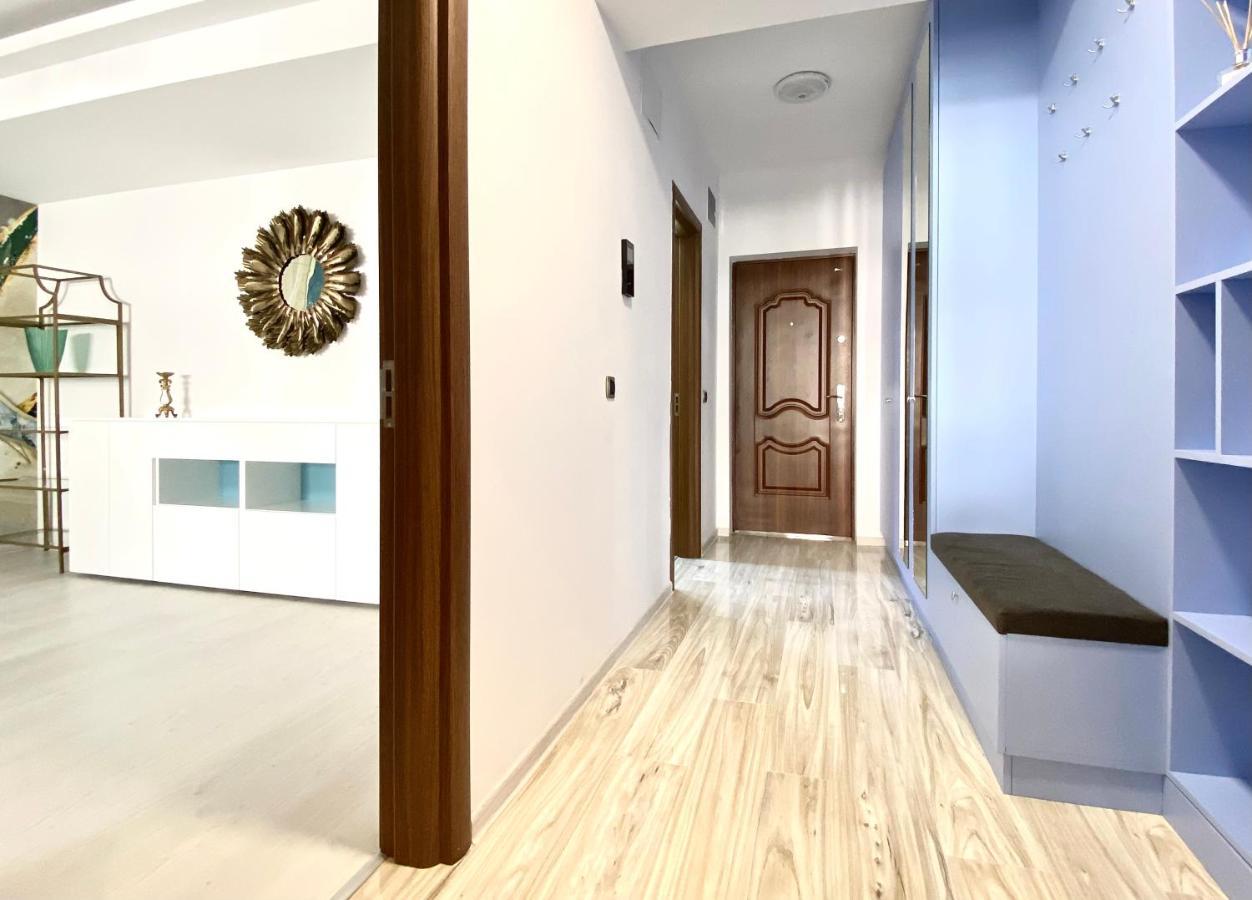 Coquette Apartment Braşov Extérieur photo