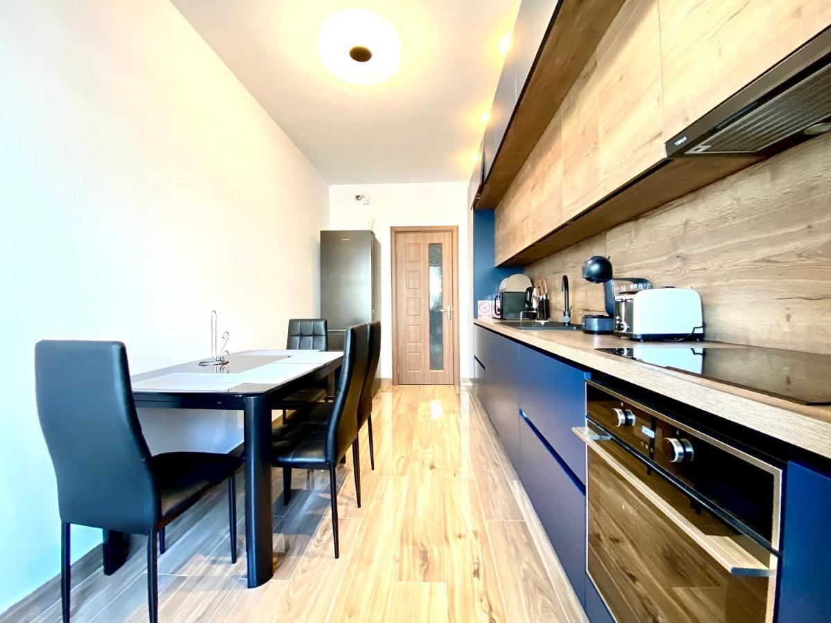 Coquette Apartment Braşov Extérieur photo