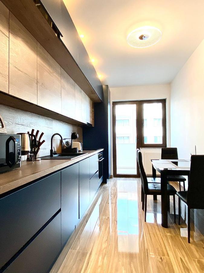 Coquette Apartment Braşov Extérieur photo