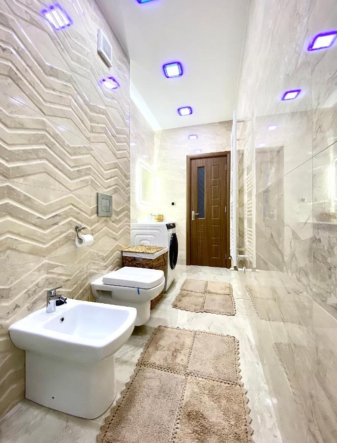 Coquette Apartment Braşov Extérieur photo